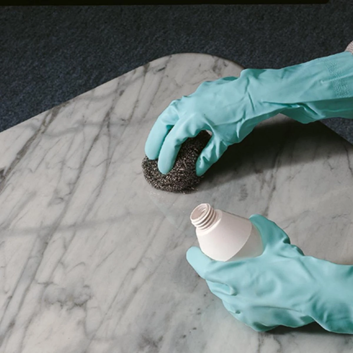 HG natuursteen toplaag hersteller - 250 ml - herstelt beschadigingen - voor marmer en alle andere kalkhoudende natuursteensoort HG Natuursteen Toplaag Hersteller - 250 Ml - Herstelt Beschadigingen - Voor Marmer En Alle Andere Kalkhoudende Natuursteensoort -Bol Schoonmaak Winkel 1200x1200 288