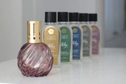 Ashleigh & Burwood Lampenolie Geurolie - Freesia & Orchid 250 Ml 7 Ashleigh & Burwood Lampenolie Geurolie - Freesia & Orchid 250 Ml -Bol Schoonmaak Winkel 1200x800 13