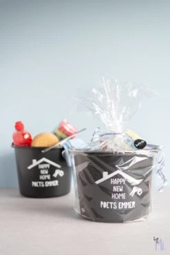 ByMi| Poetsemmer Happy New Home | Cadeautje Huis |Housewarming |Nieuwe Woning | Gepersonaliseerd -Bol Schoonmaak Winkel 801x1200