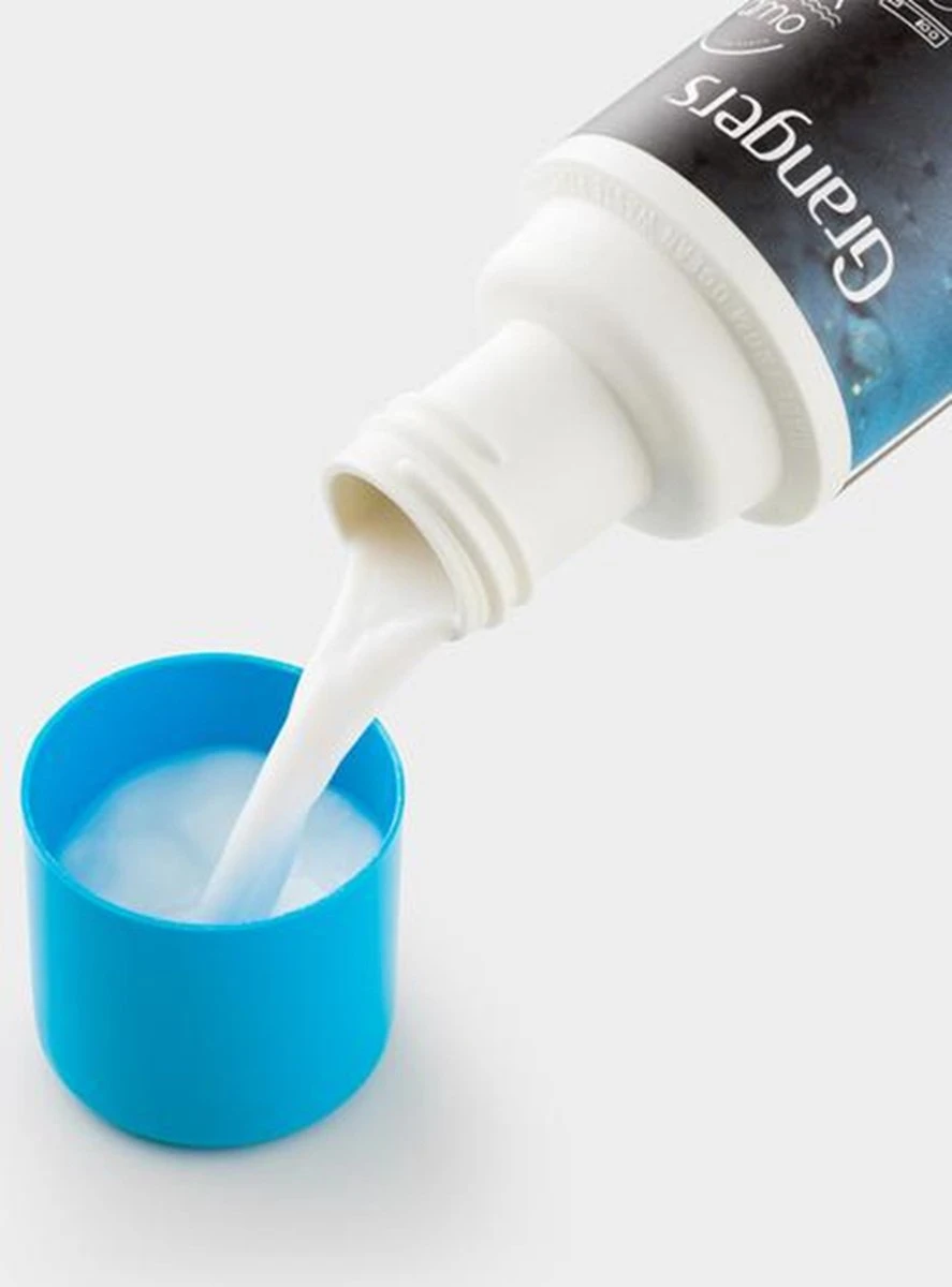 Granger's Wash + Repel Down 2 In 1 Grangers Granger's Wash + Repel Down 2 In 1 -Bol Schoonmaak Winkel